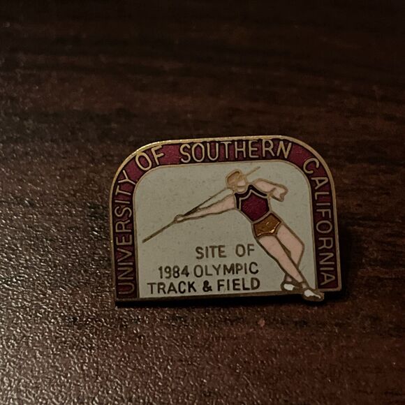 University Of Southern‎ California Olympic Site Track & Field Lapel Hat Pin - Picture 1 of 3